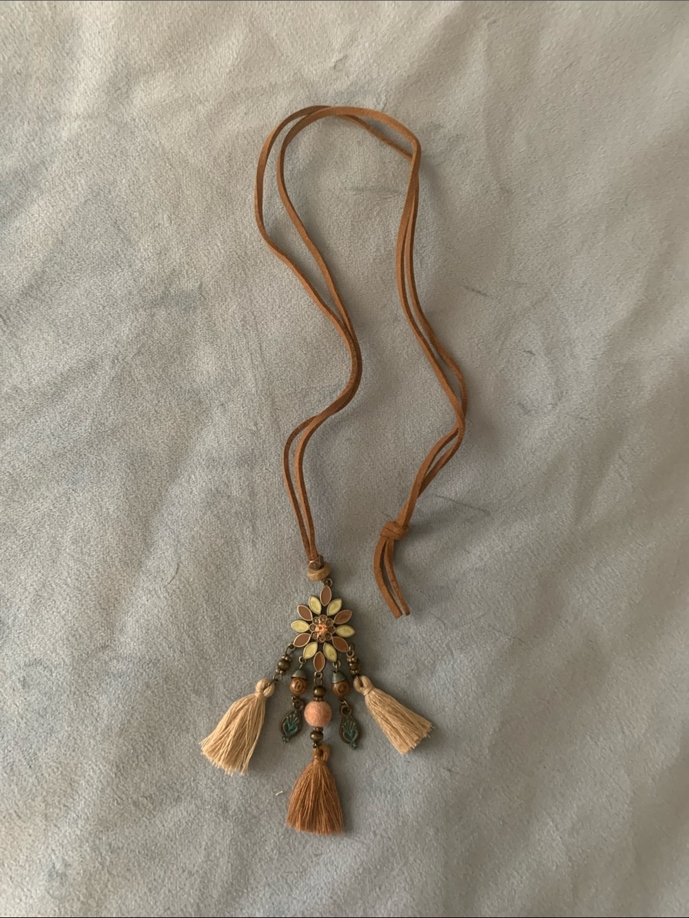 Boho Floral Tassel Pendant Necklace in Tan